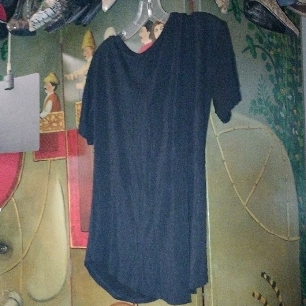 Forever 21 Elegant Black Top